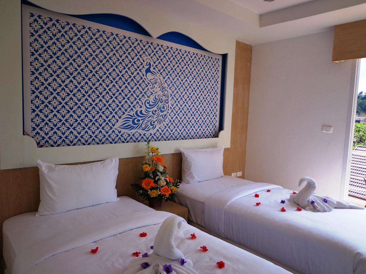 Red Sapphire Hotel Patong Экстерьер фото