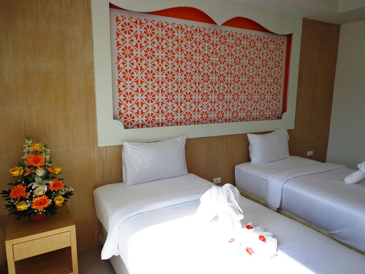 Red Sapphire Hotel Patong Экстерьер фото