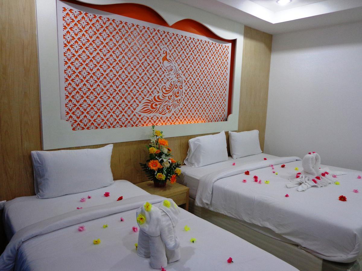 Red Sapphire Hotel Patong Экстерьер фото