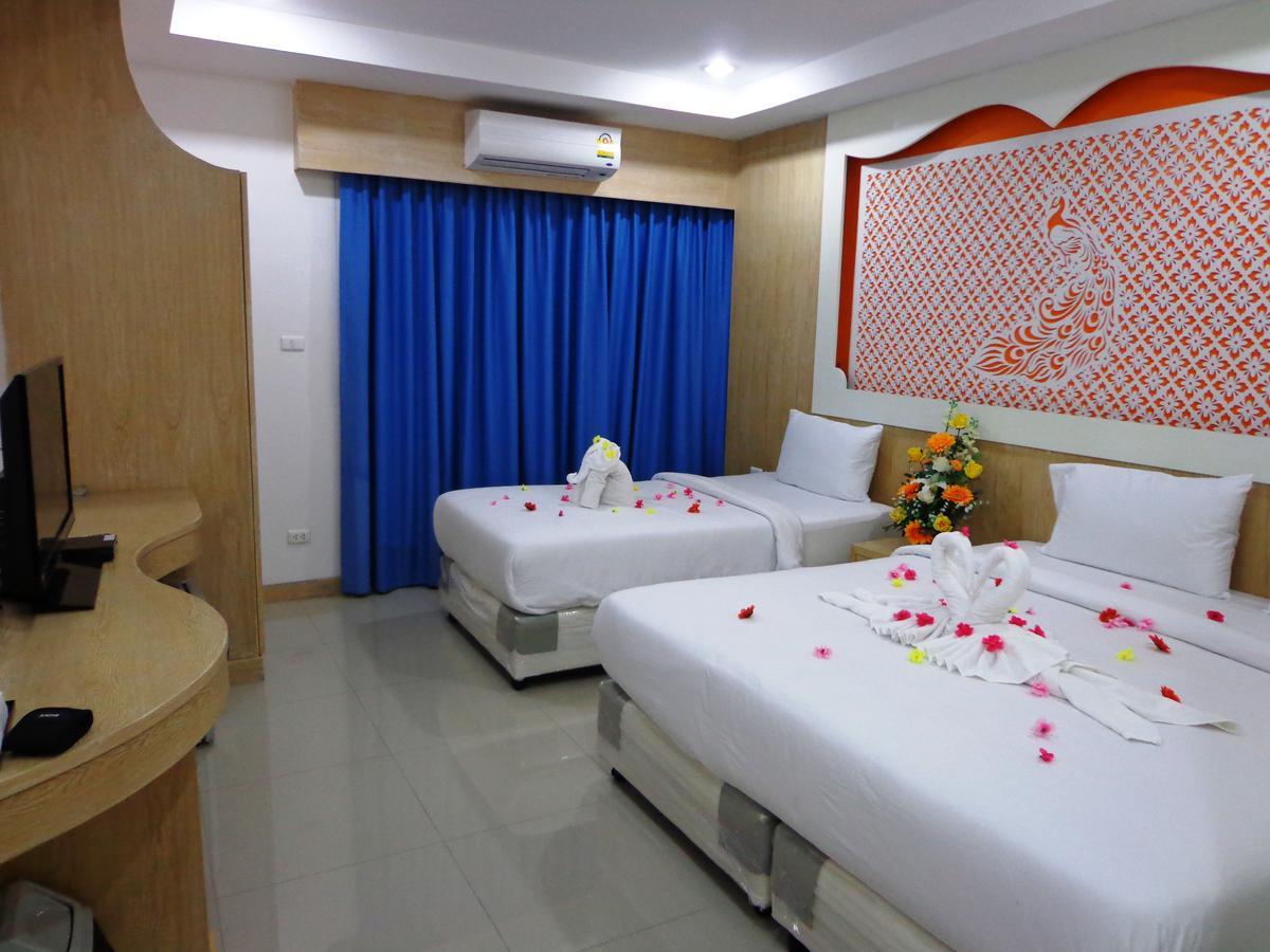 Red Sapphire Hotel Patong Экстерьер фото