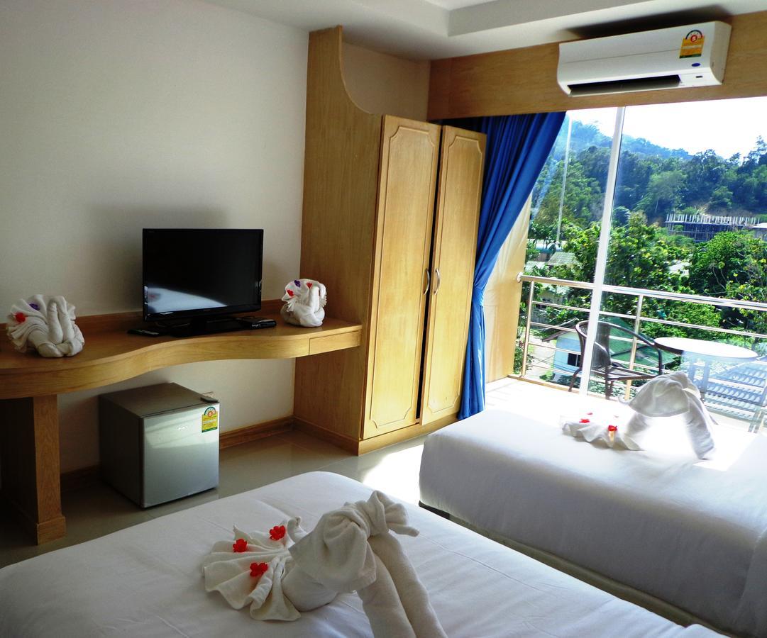 Red Sapphire Hotel Patong Экстерьер фото