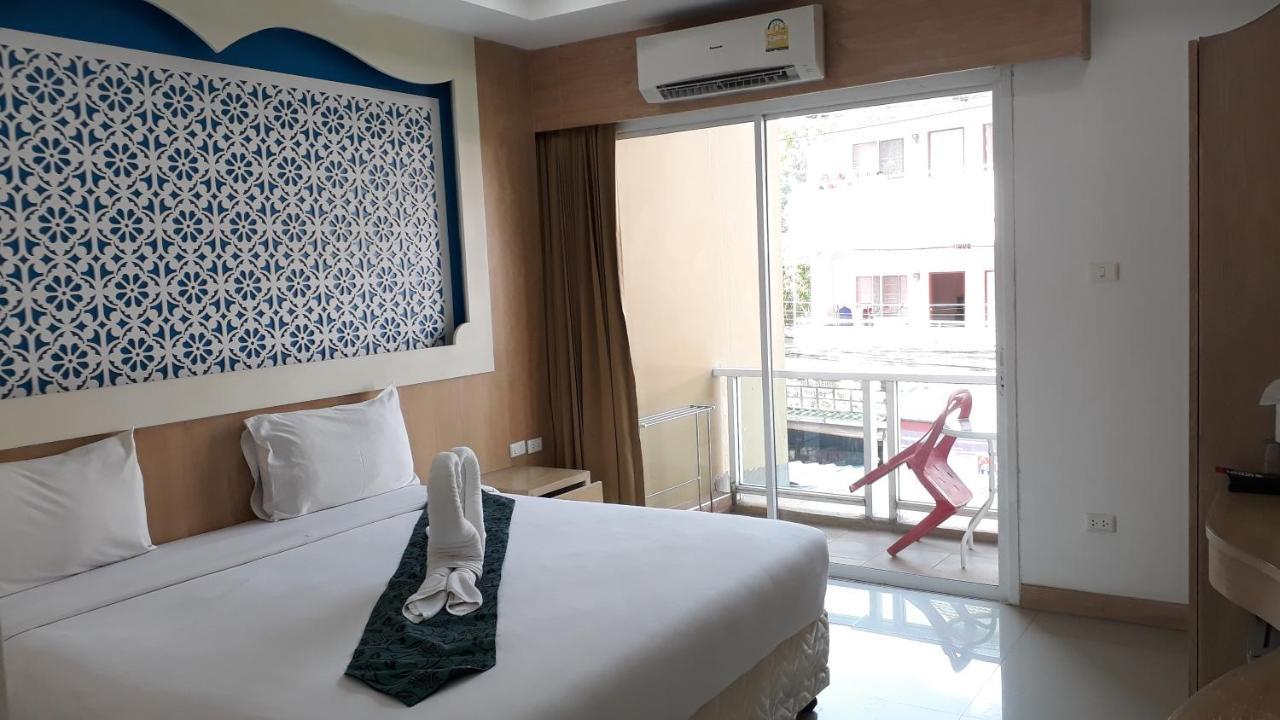 Red Sapphire Hotel Patong Экстерьер фото